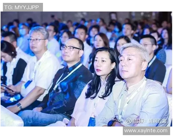 11月21日足球明星盛典回顾球场传奇与新星齐聚一堂的精彩瞬间 11月21日足球明星盛典回顾球场传奇与新星齐聚一堂的精彩瞬间